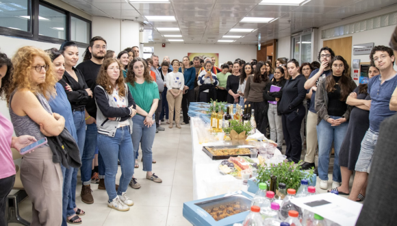 הרמת כוסית חג הפסח