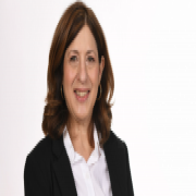 פרופ' צביה בר-נוי היא ראשת בית הספר למקצועות הבריאות החדשה