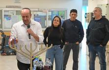 הדלקת נרות חנוכה עם עובדי ועובדות הפקולטה למדעי הרפואה והבריאות ע"ש גריי